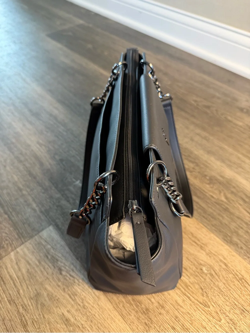 Simply Vera Vera Wang Black Chain-Accent Shoulder Bag